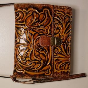 Patricia Nash Three-way Convertible Crossbody Organizer - Tooled Leather